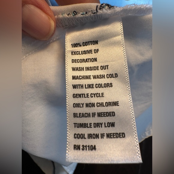 Crown & Ivy Embroidered Tunic Top - Boho Tassel Detail - Size S Petite - Picture 9 of 9